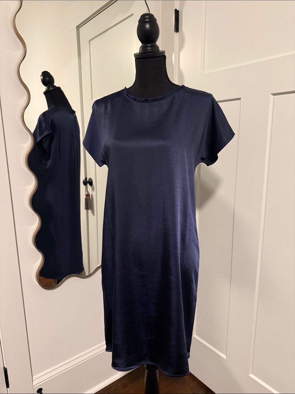 MELISSA NEPTON Navy Satin Short Sleeve Shift Dress